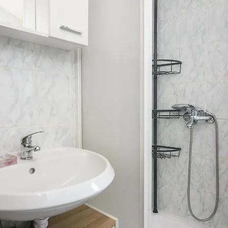 아파트 Vikeli 트로기르