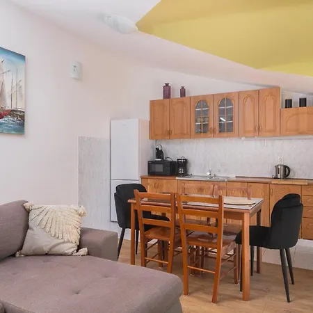 Apartment Vikeli Trogir